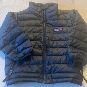 2T, Navy Blue Patagonia
